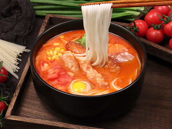 濟(jì)寧康德食品”生產(chǎn)車間是無(wú)菌化車間，整個(gè)生產(chǎn)和檢驗(yàn)都嚴(yán)格執(zhí)行《國(guó)家食品安全法》，從而保證了產(chǎn)品質(zhì)量安全、穩(wěn)定、可靠產(chǎn)品咨詢熱線：0537-3630366